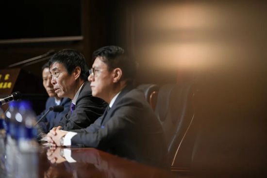 主人调教抖m女总裁贱奴伺候主人h
