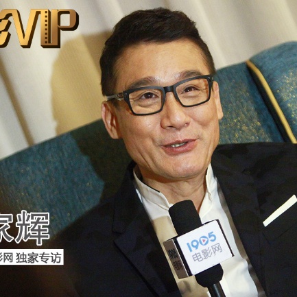 丝袜长腿尤物被打开双腿gif